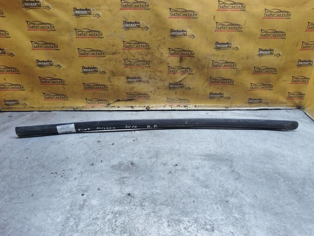Молдинг двери передней правой ZM16M4 Fiat Marea