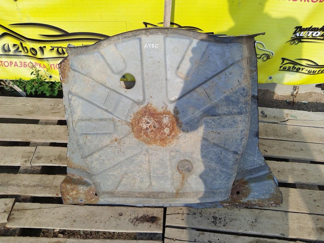 Ниша запасного колеса YXFK9H Toyota Aygo купить с доставкой