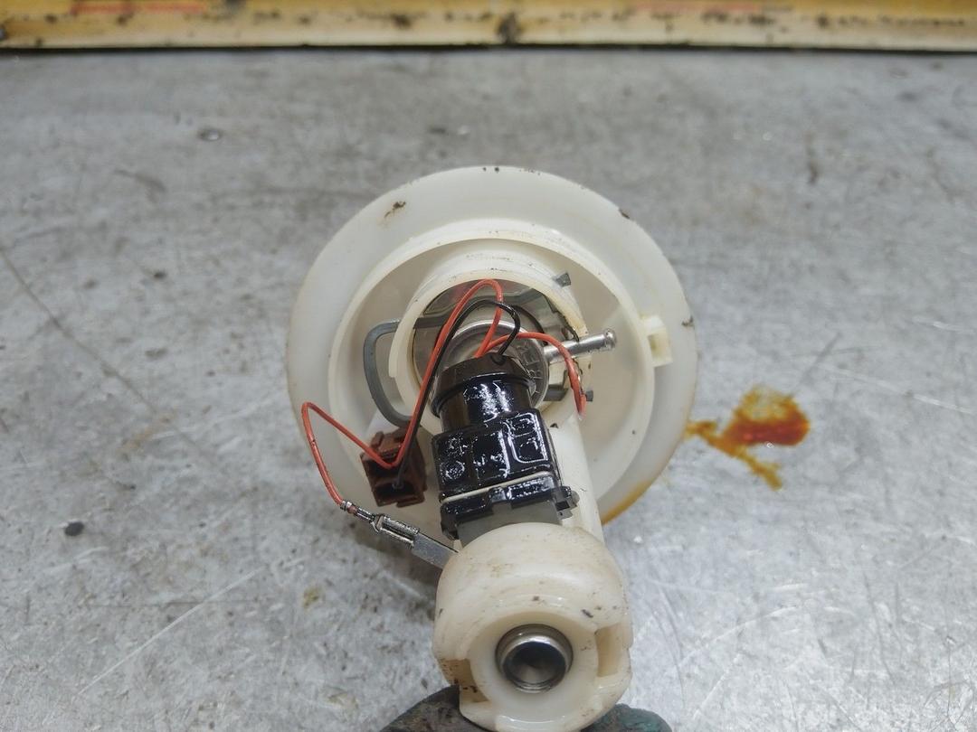 Колба в бак 2U3GJC Citroen C8 купить в магазине запчастей бу