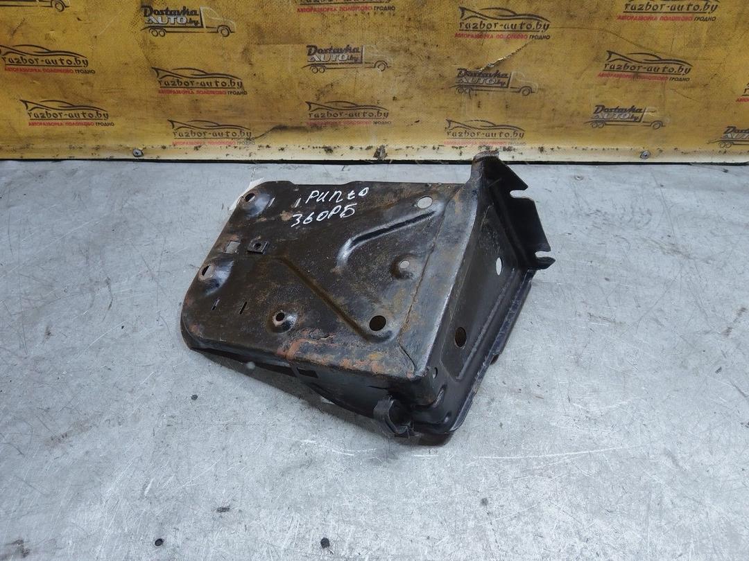 Полка аккумулятора 7B92KM Fiat Punto купить на авторазборке