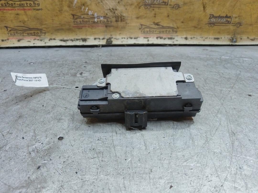 Замок багажника A9FG7E Ford Focus - Фото 2