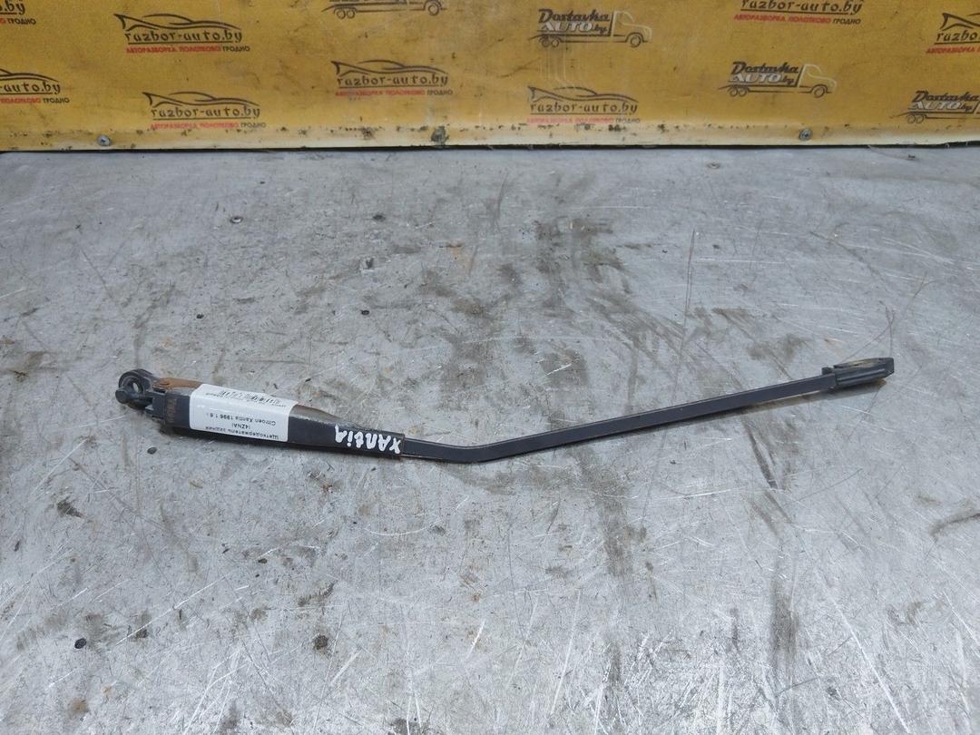 Щеткодержатель задний I4ZNAI Citroen Xantia