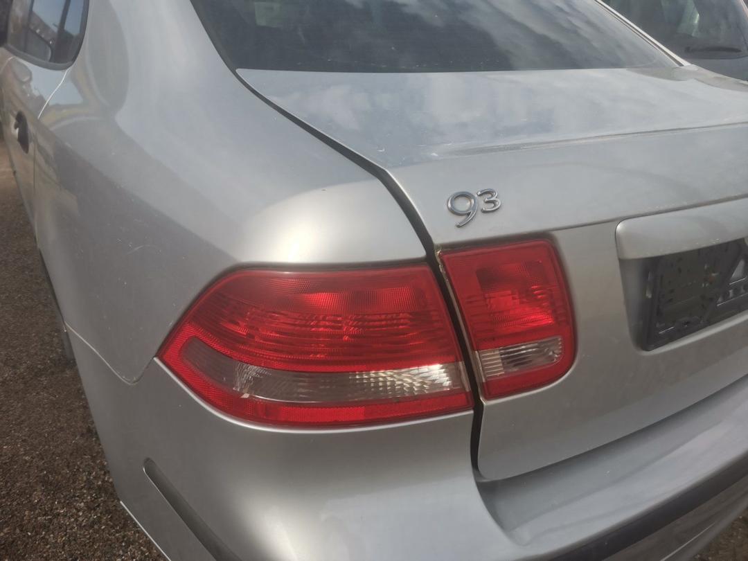 Фонарь крышки багажника левый 8NJX8O Saab 9-3