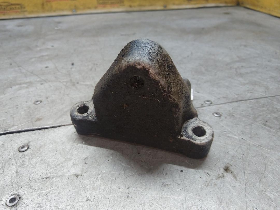 Кронштейн двигателя EAK39Q Renault Espace купить