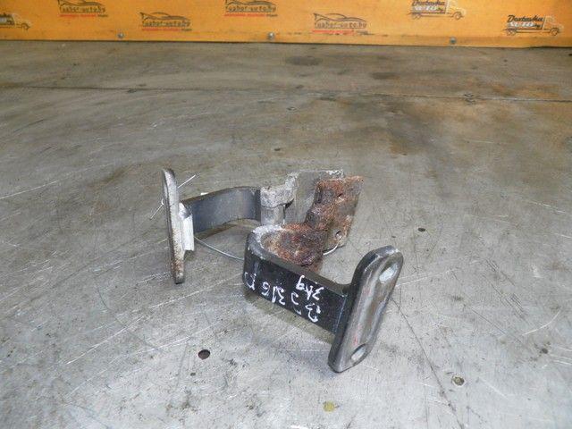 Петля крышки багажника G21X58 Volkswagen Passat - Фото 1