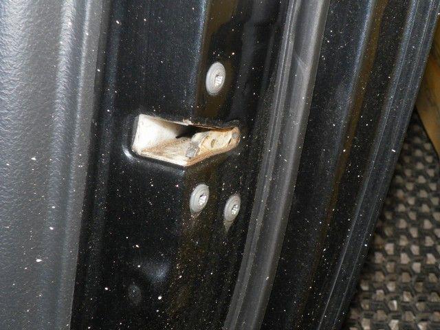 Замок двери передней правой WGGUA3 Toyota Yaris купить