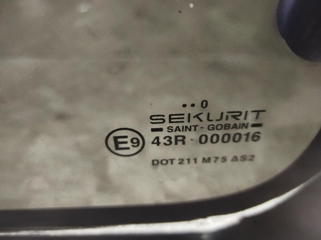 Стекло кузовное боковое правое K2XR8E Citroen Berlingo - Фото 3