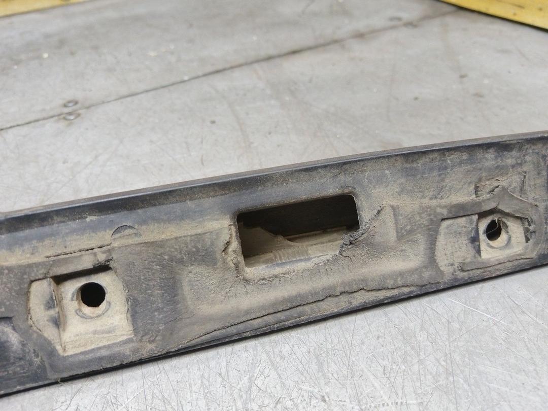 Накладка подсветки номера CKVAG5 Rover 200 - Фото 8