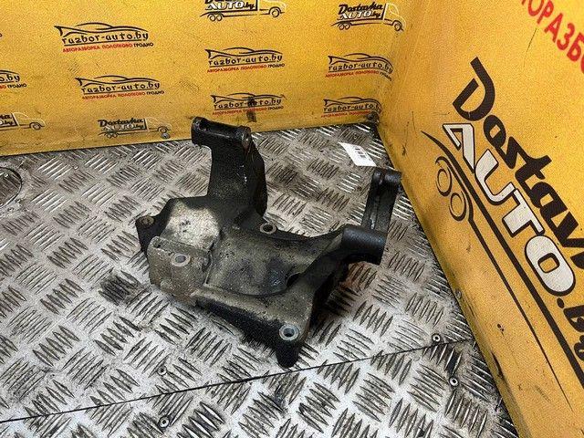 Кронштейн генератора 0A127O Ford Focus - Фото 1