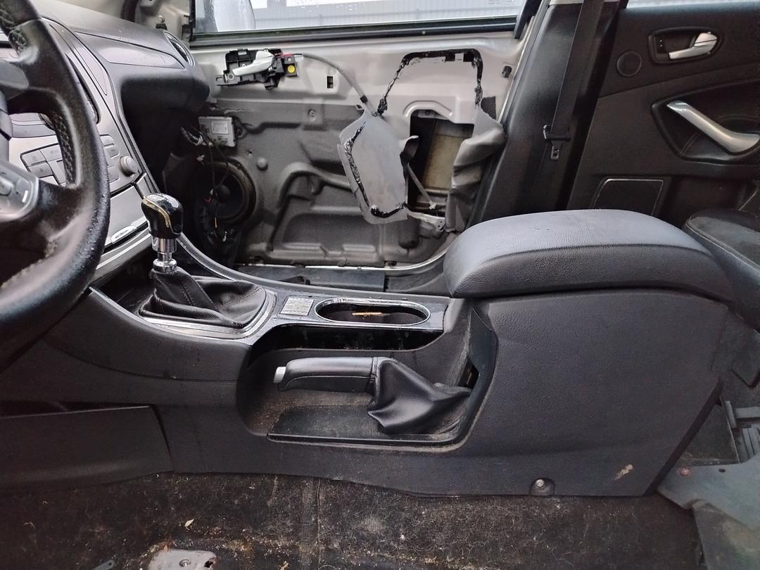 Подлокотник U1NJKB Ford Mondeo