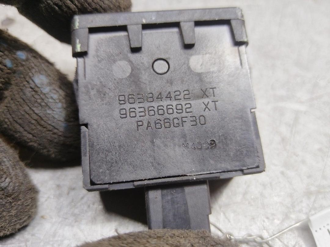 Кнопка корректора фар ZGQBBO Citroen C3 купить в магазине запчастей бу