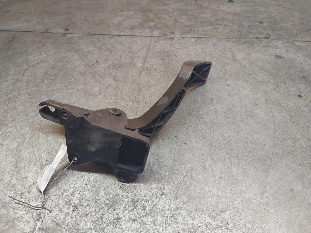 Педаль газа X1LKX1 Ford Focus купить