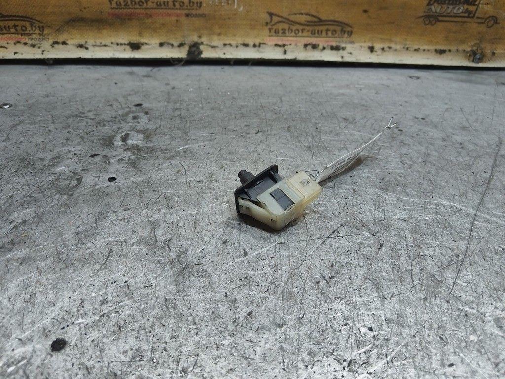 Выключатель концевой (концевик) 3CWC3F Mercedes A W168 - Фото 2