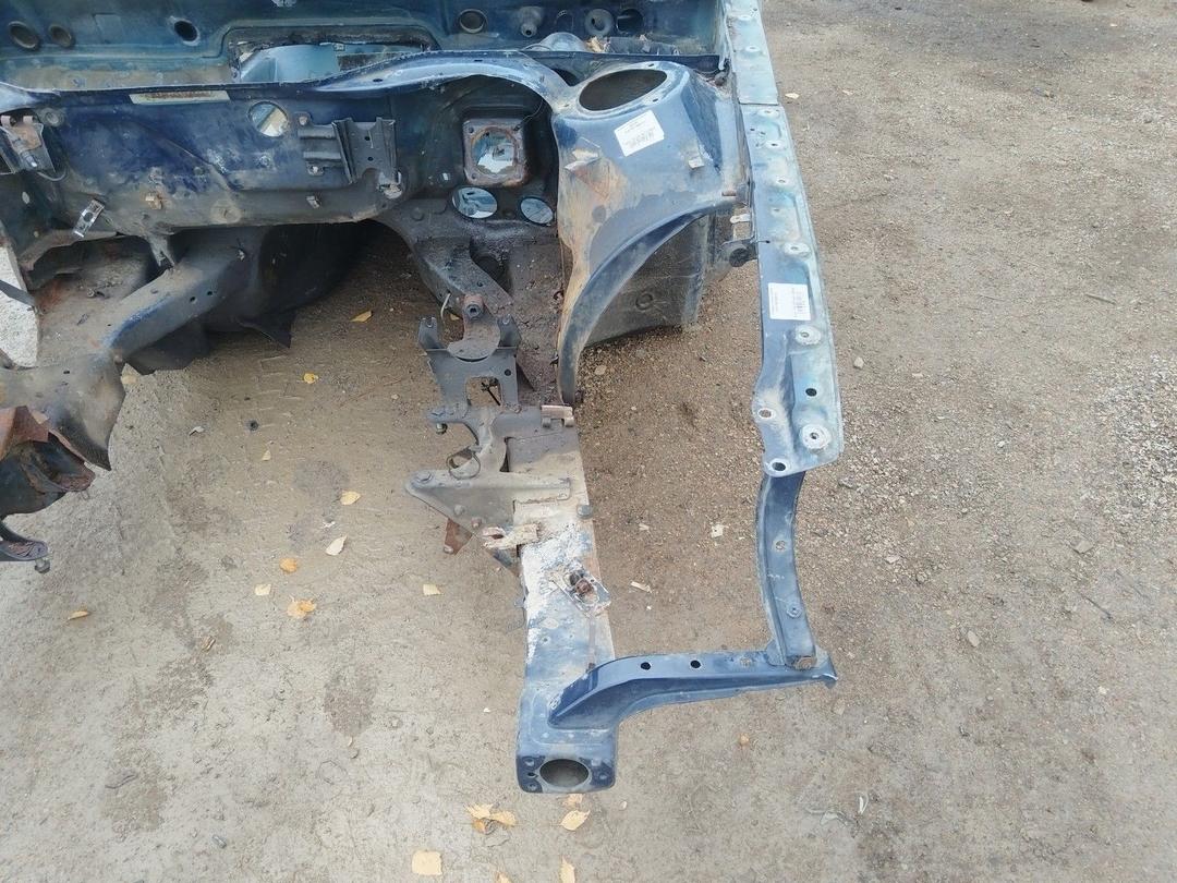 Лонжерон левый XE2P09 Audi 100