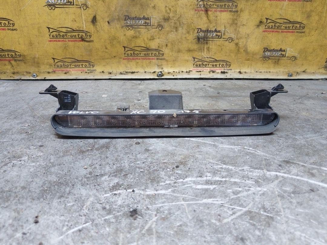 Стоп-сигнал 0T4Z43 Volvo XC70