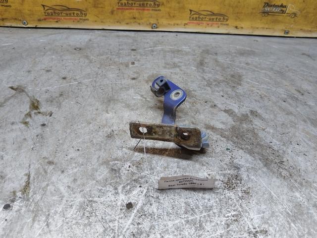 Петля крышки багажника 92TWOH Seat Toledo купить