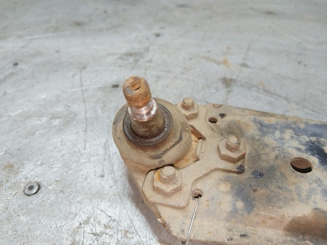 Рычаг передний левый BRQIWW Seat Toledo купить