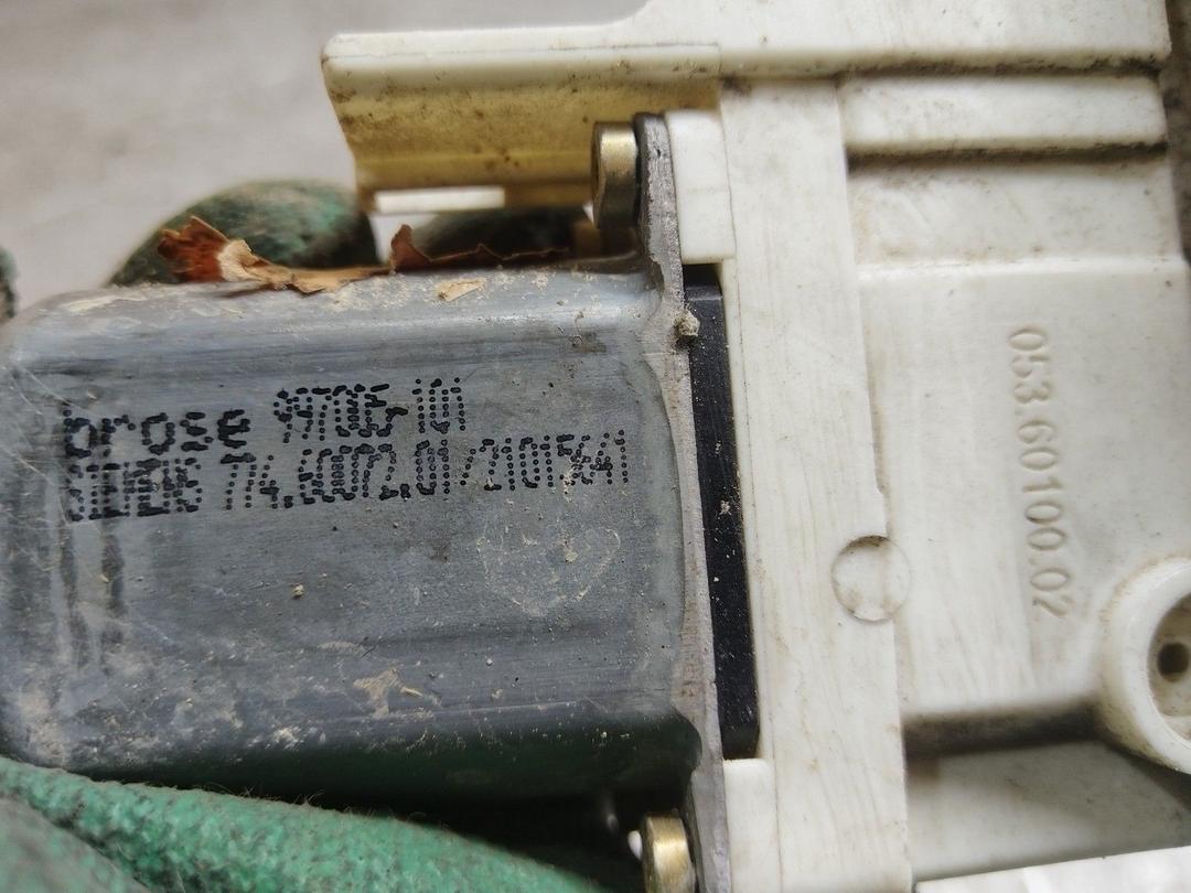 Стеклоподъемник электрический задний правый YU4SIV Audi A4 undefined