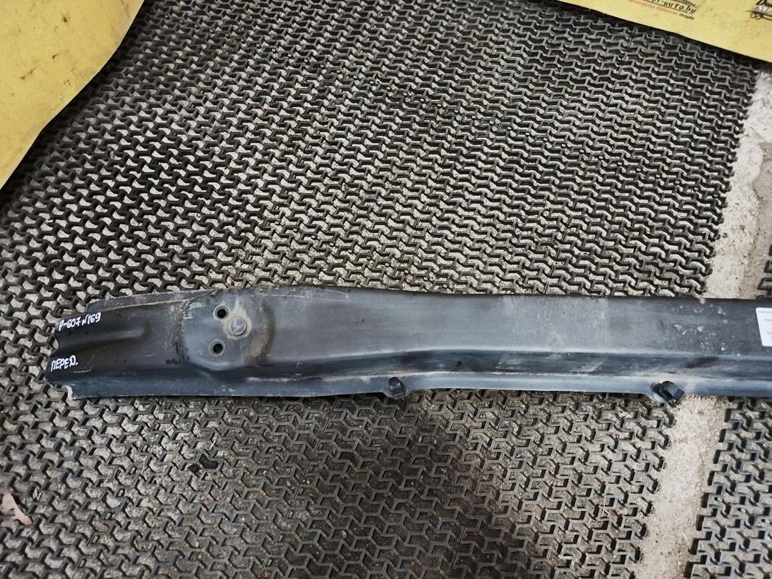 Усилитель бампера переднего 9J1RH4 Peugeot 607 купить