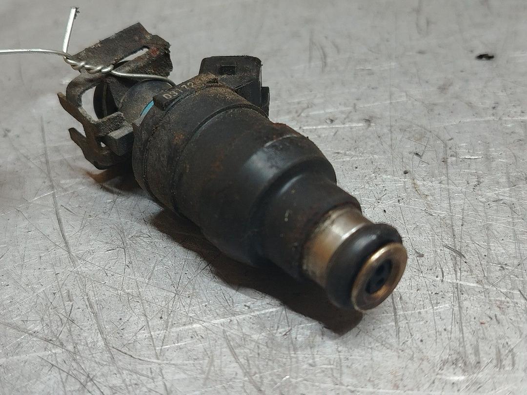 Форсунка 30YMAL Peugeot 406 - Фото 2
