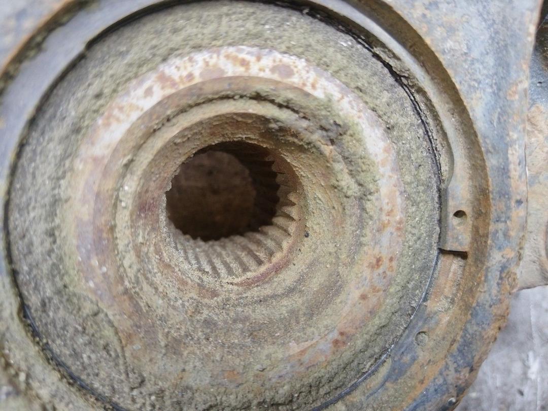 Кулак поворотный правый 8TJ4VJ Peugeot 406 купить на авторазборке