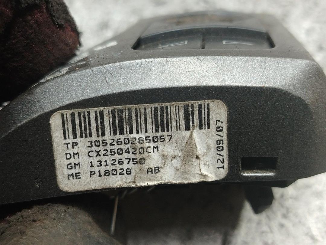 Кнопки руля 4EPVGW Opel Astra - Фото 4
