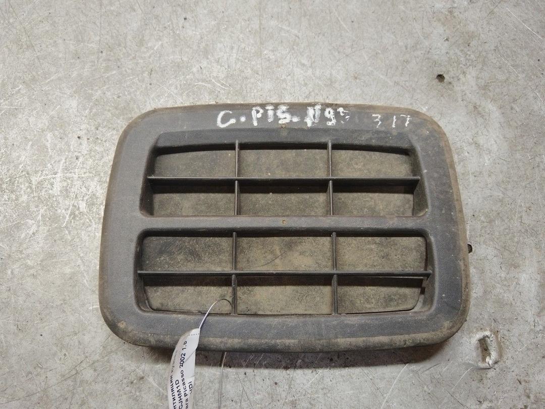 Решетка вентиляции кузова CJHM1D Citroen Xsara Picasso