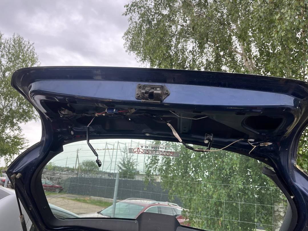 Замок багажника Q76BSH Toyota Corolla купить с доставкой