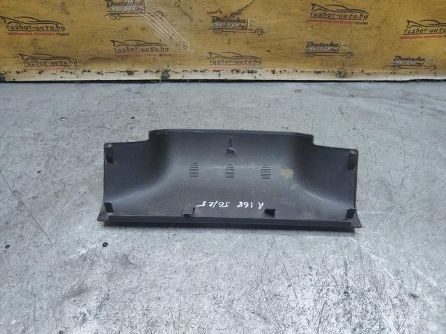 Обшивка крышки багажника A3AHG8 Mercedes A W168 - Фото 3