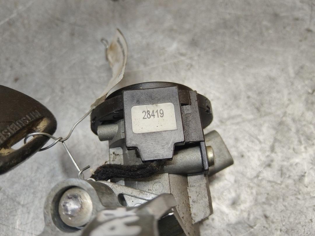 Замок зажигания P5YJC5 Mitsubishi Space Star купить на авторазборке