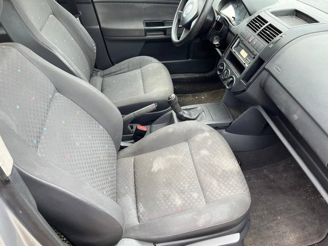Салон (комплект сидений) I063JA Volkswagen Polo купить в магазине запчастей бу