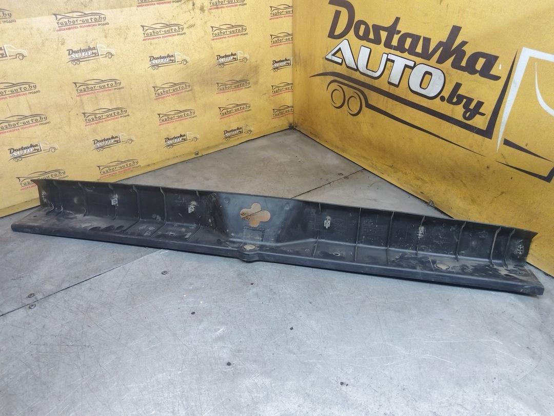 Накладка замка багажника 4156SD Hyundai Matrix купить в магазине запчастей бу