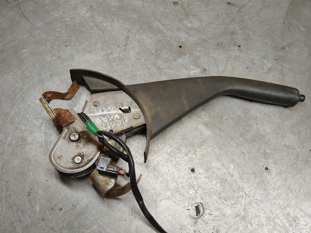 Рычаг ручного тормоза (ручника) 4M0HI4 Toyota Avensis Verso купить с доставкой