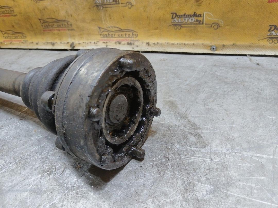 Полуось передняя правая (приводной вал, ШРУС) V499PM Audi 100 купить с доставкой