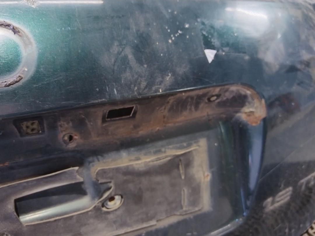 Крышка багажника (дверь 3-5) 7H59B4 Audi A4 undefined