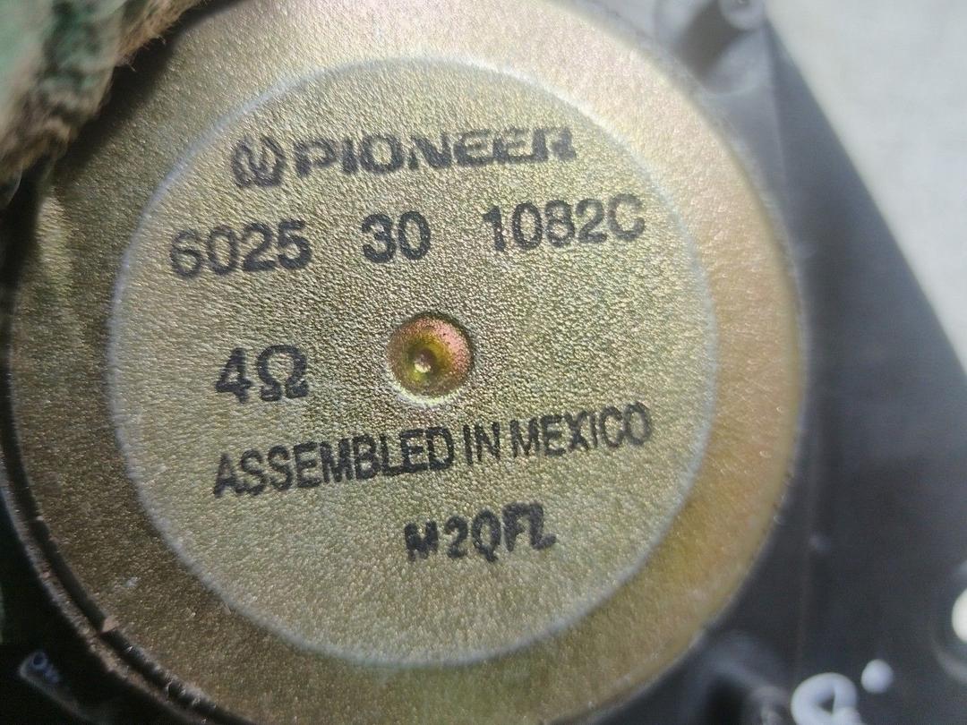 Динамик торпедо правый GDP865 Renault Espace купить с доставкой