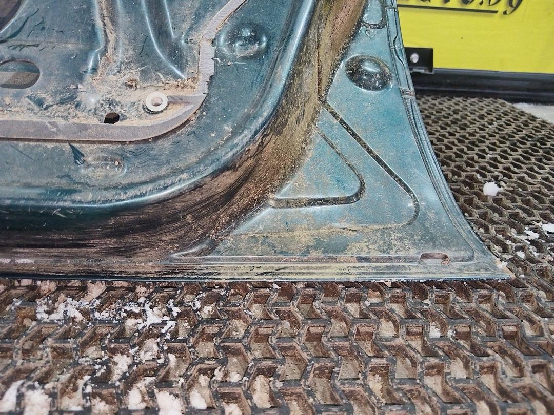 Дверь передняя правая OUZ4H0 Citroen Xantia undefined