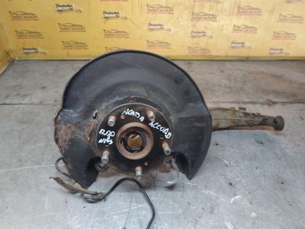 Кулак поворотный правый VSV69E Honda Accord купить