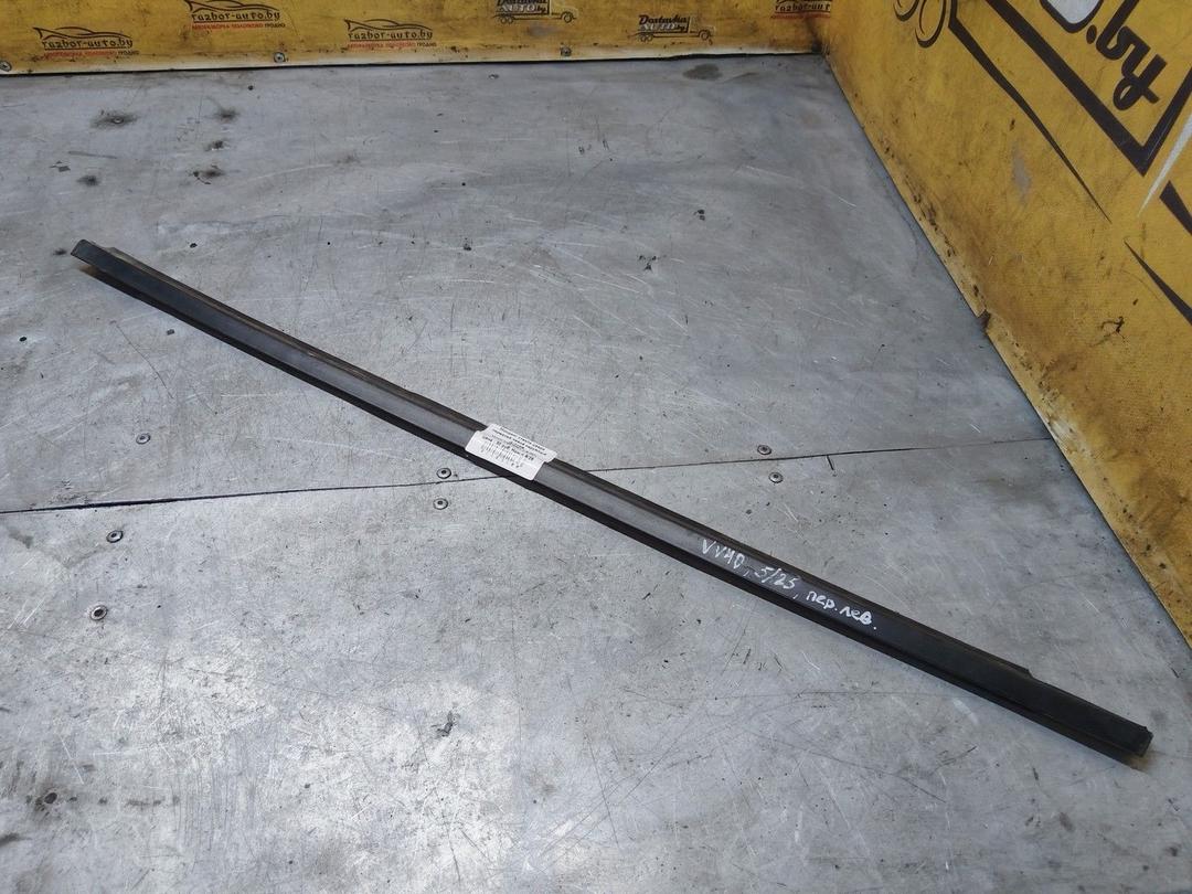 Молдинг стекла двери передней левой наружный QJ11FR Volvo V40 - Фото 1