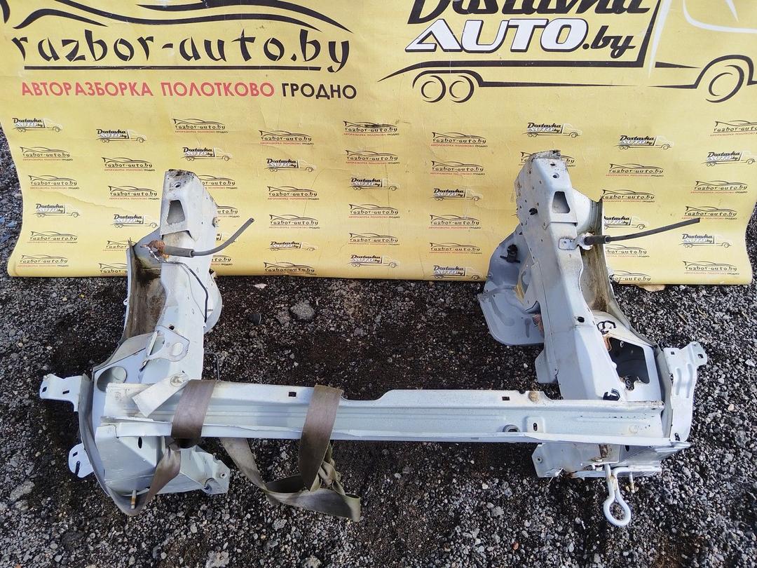 Передняя панель крепления облицовки (телевизор) J0HZ3D Peugeot 206 купить в магазине запчастей бу