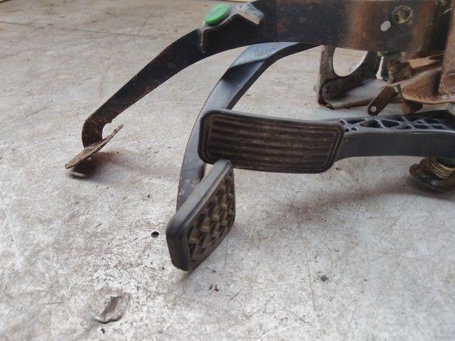 Узел педальный (блок педалей) C8TUQH Toyota Yaris Verso - Фото 3