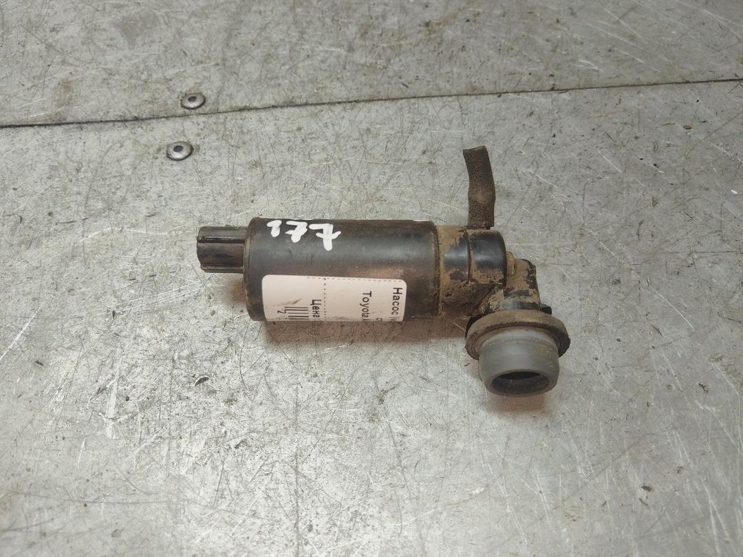 Насос (моторчик) омывателя стекла RRHT8X Toyota Avensis - Фото 1