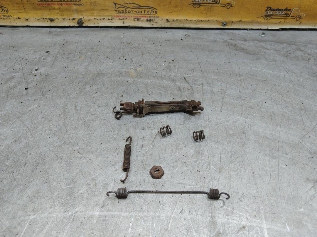 Механизм развода задних тормозных колодок правый L38I7P Renault Megane