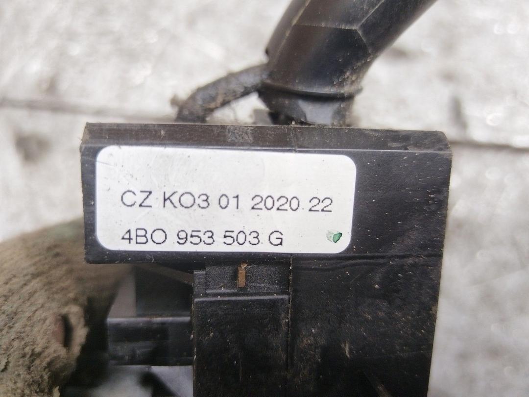 Переключатель подрулевой (стрекоза) 0LX80P Volkswagen Passat купить в магазине запчастей бу