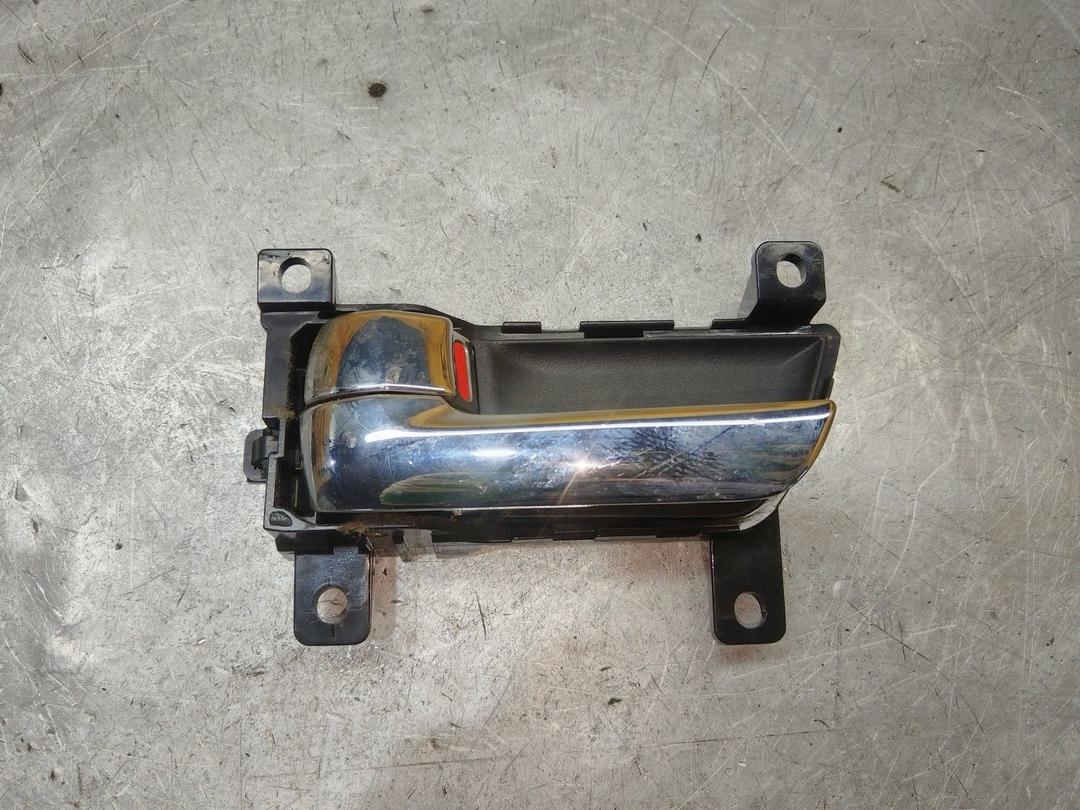 Ручка внутренняя задняя левая SZ6ADV Kia Sorento