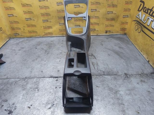 Консоль салона (кулисная часть) B30ZL6 Peugeot 307 undefined