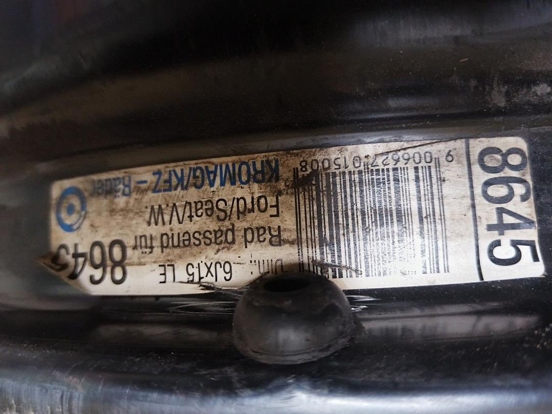 Диск штампованный R15    VLXEZG Volkswagen Sharan купить бу для вашего авто.