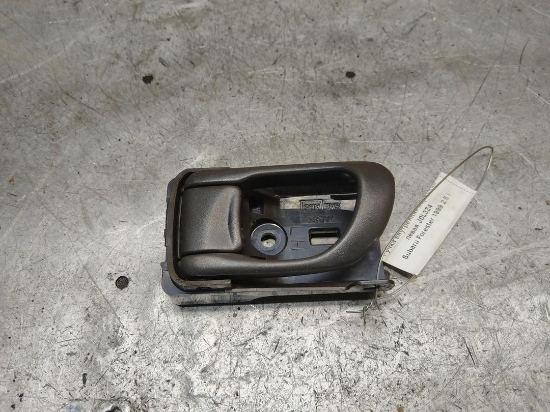 Ручка внутренняя передняя левая J0L3Z4 Subaru Forester