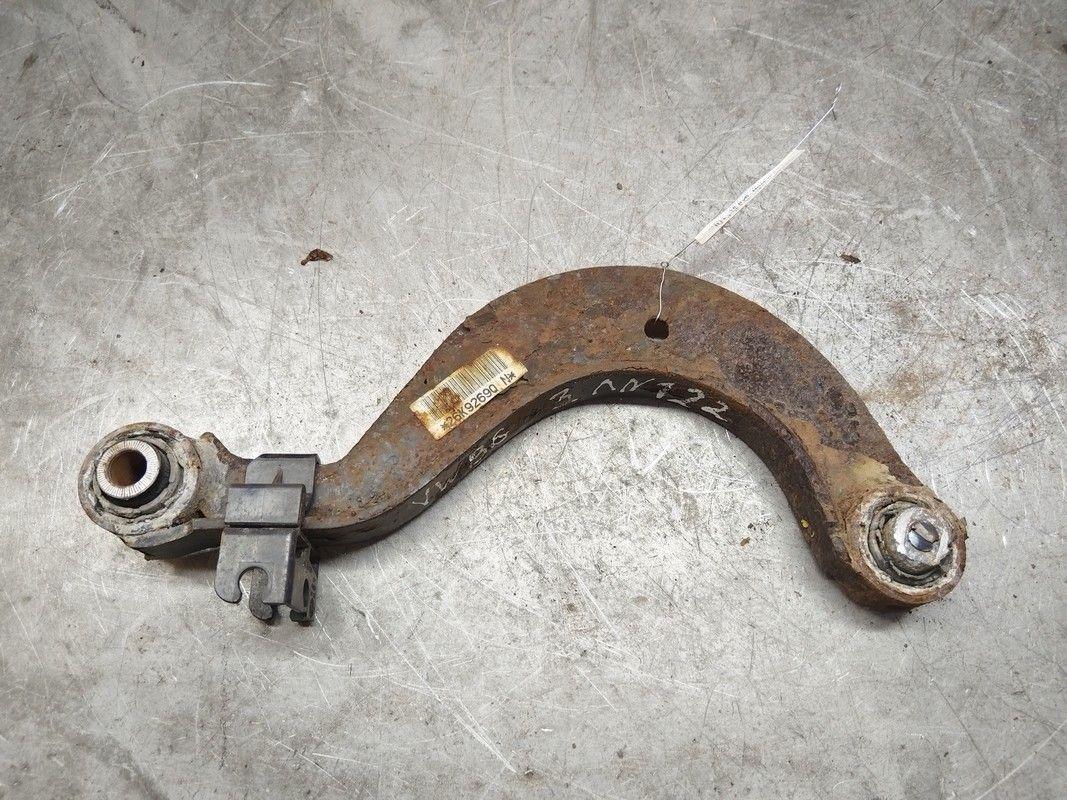 Рычаг задний левый LGFYR0 Volkswagen Passat