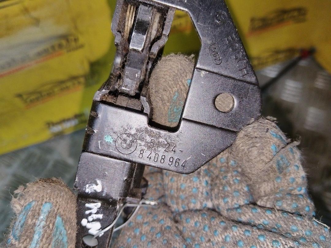 Замок багажника GTTPVL BMW X5 E53 - Фото 6